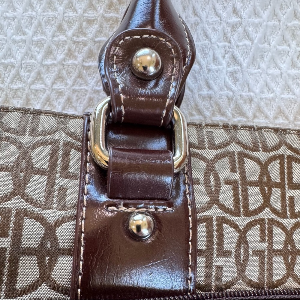 Giani Bernini Shoulder Bag Tote Brown & Tan Classic Signature Logo EUC - Picture 13 of 16